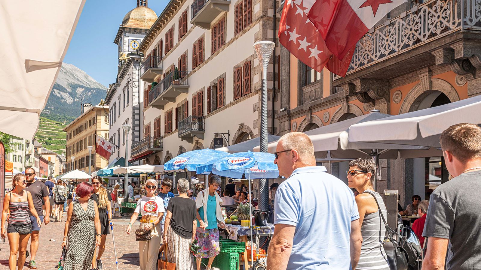 SionTarget not accessible, the capital of Valais, has a beautiful old town and is also an excellent starting point for exploring the renowned neighbouring resorts.